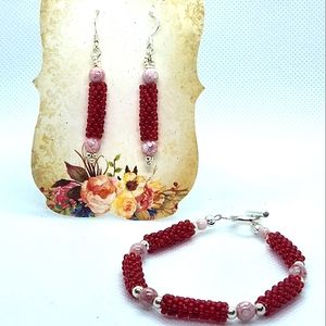 Bracelet and earrings